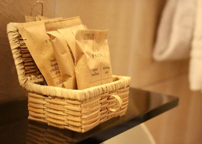 Hotel Tre Corone Garda (Verona)